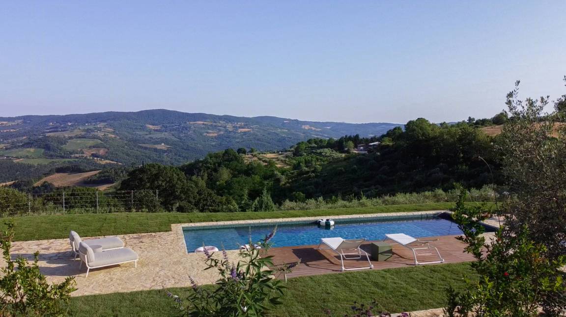 240 M² House ∙ 3 Bedrooms ∙ 8 Guests - Todi