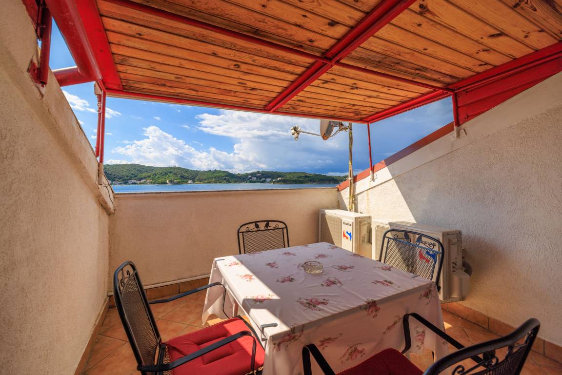 85 M² Apartment ∙ 2 Bedrooms ∙ 4 Guests - Lopar