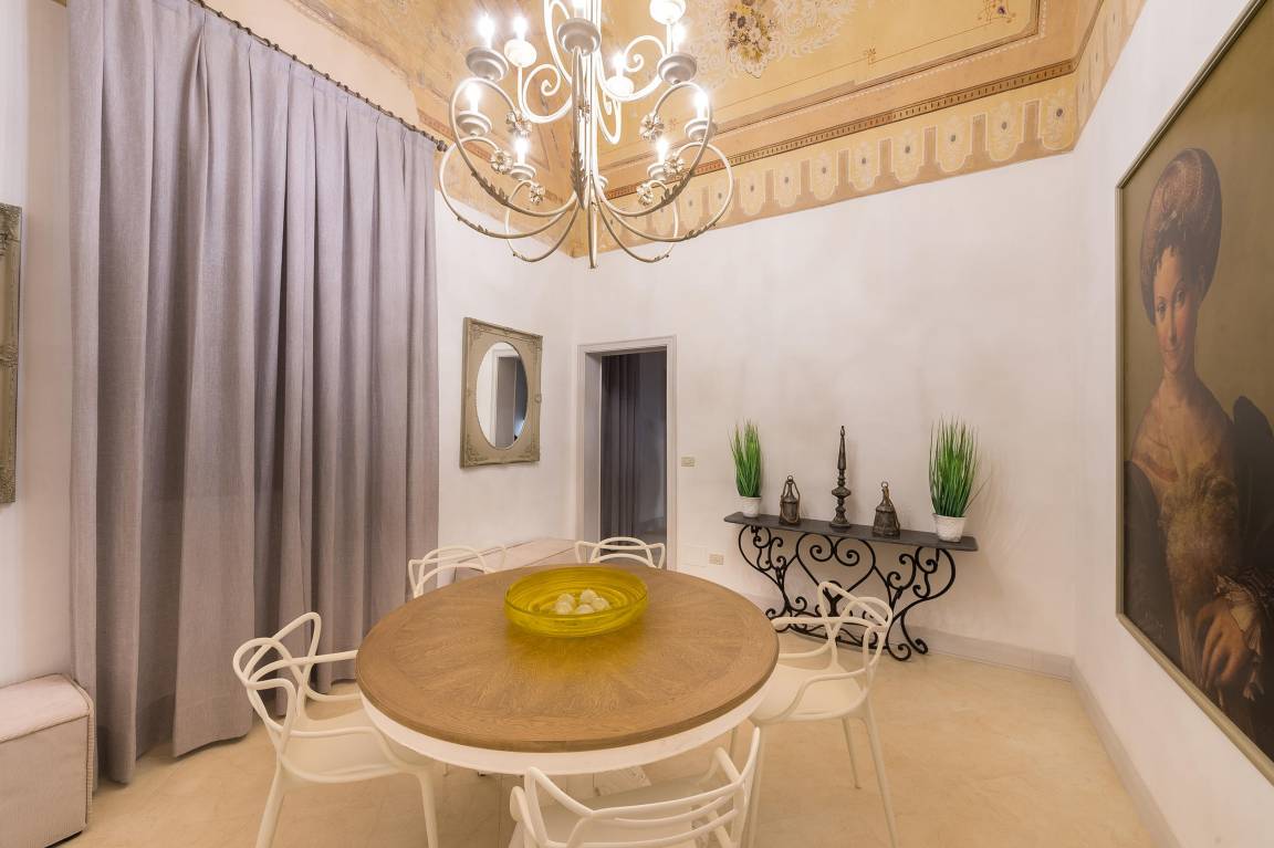 165 M² Apartamento ∙ 4 Habitaciones ∙ 8 Huéspedes - Galatone