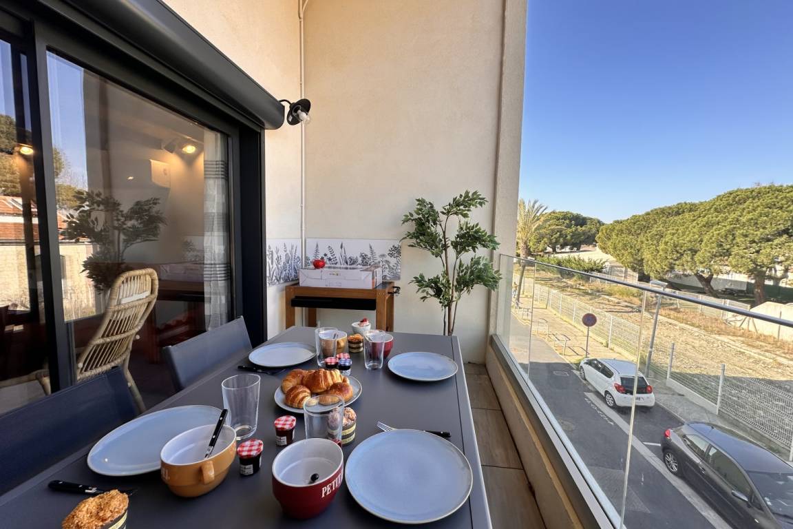 64 M² Appartement ∙ 2 Slaapkamers ∙ 6 Gasten - Port Camargue