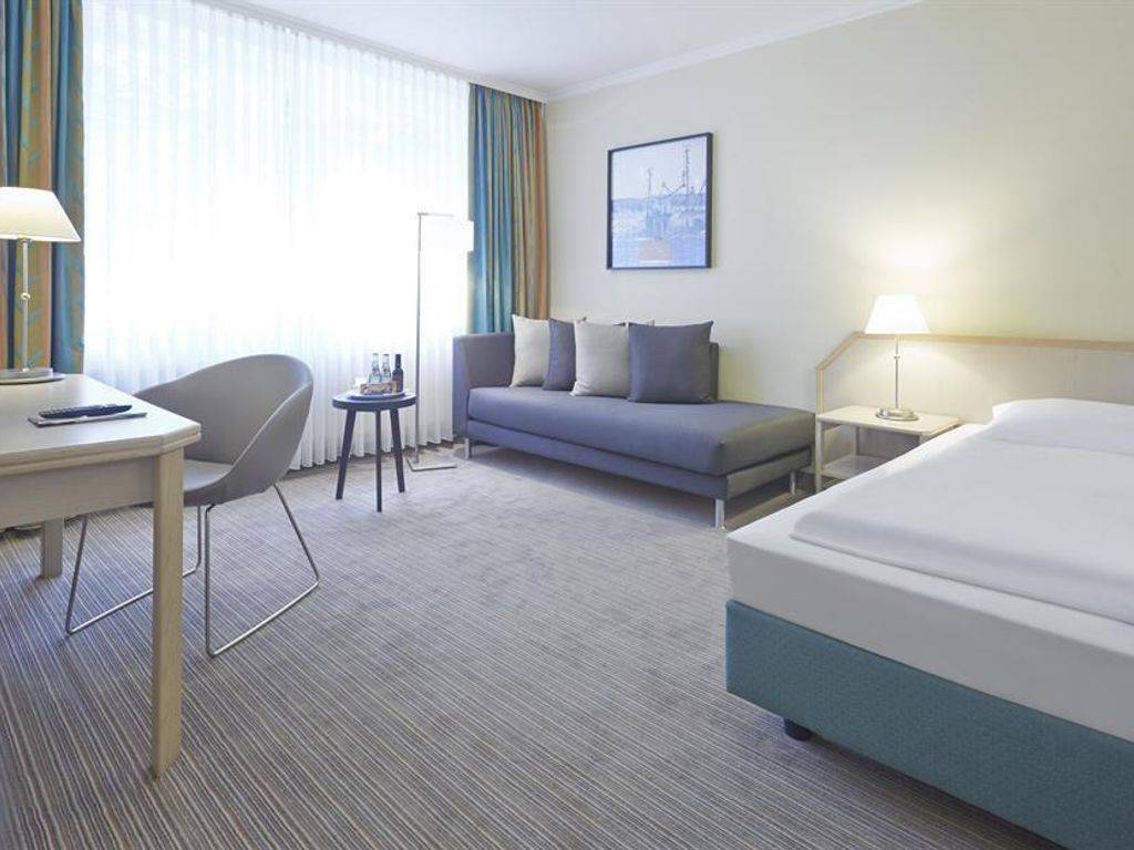 15 M² Hotel ∙ 1 Habitación ∙ 1 Huésped - Emden