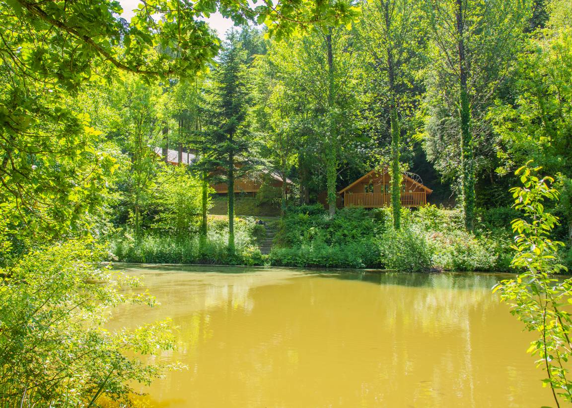 Chalet ∙ 2 Bedrooms ∙ 4 Guests - North Devon District