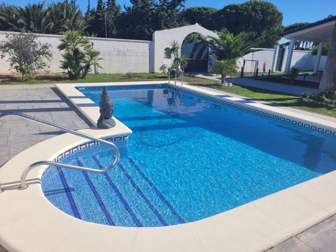50 M² Huis ∙ 1 Slaapkamer ∙ 3 Gasten - Novo Sancti Petri