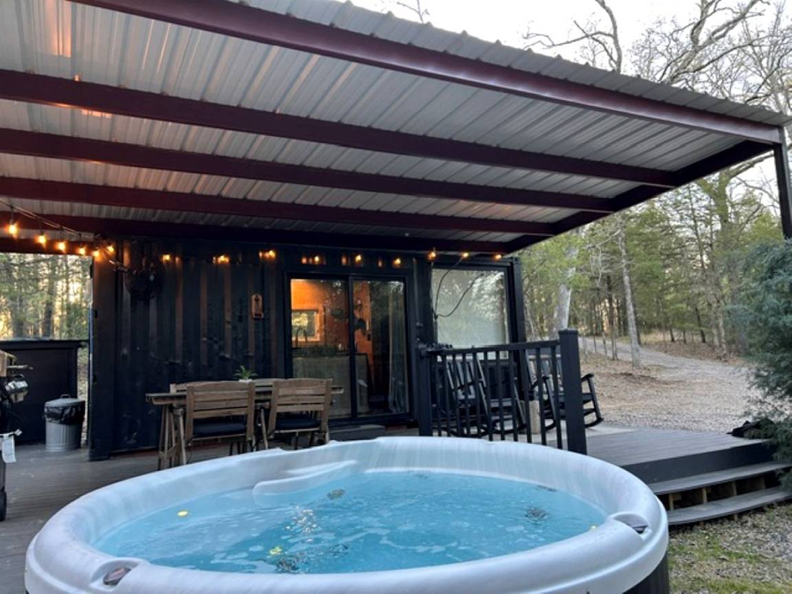 House ∙ 1 Bedroom ∙ 2 Guests - Log Cabin, TX