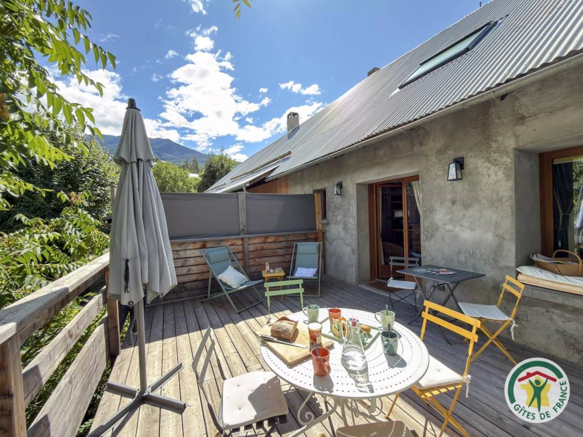 79 m&sup2; G&icirc;te 2 Schlafzimmer 5 G&auml;ste