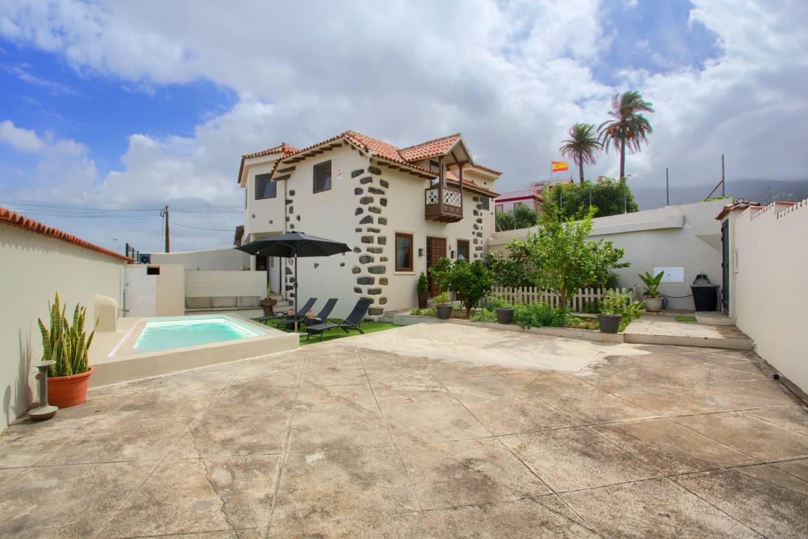 200 M² Villa ∙ 2 Schlafzimmer ∙ 4 Gäste - Puerto de la Cruz