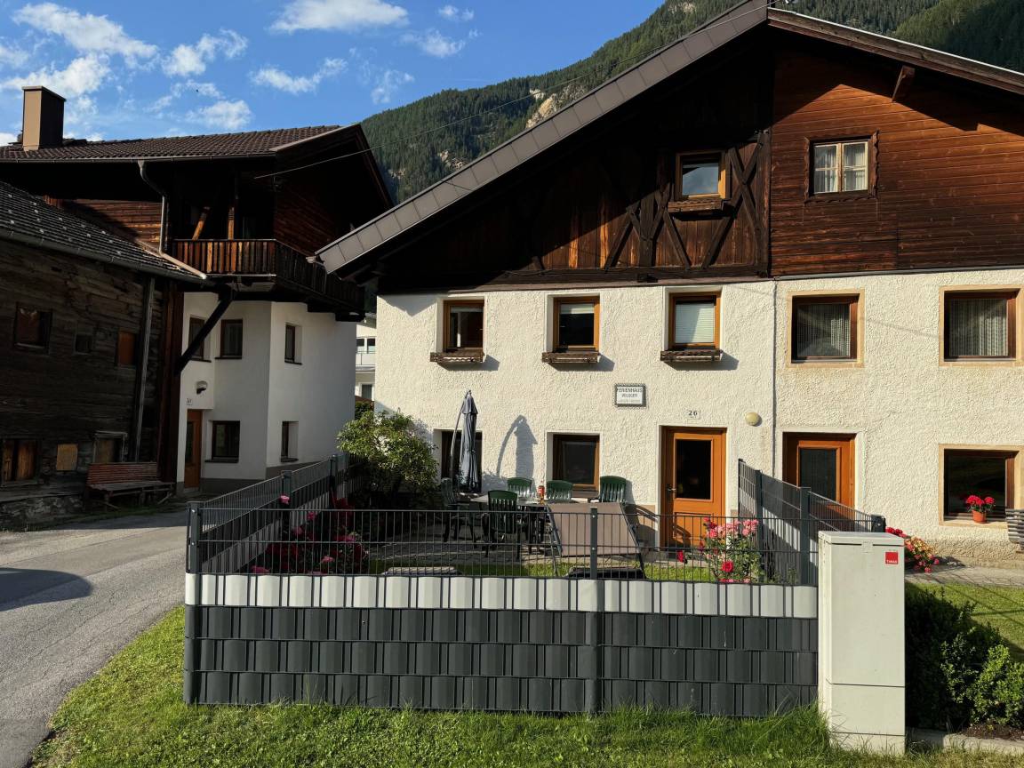 140 M² Ferienhaus ∙ 6 Schlafzimmer ∙ 10 Gäste - Niederthai