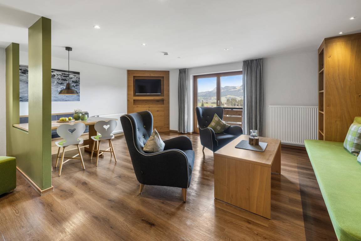75 M² Ferienwohnung ∙ 2 Schlafzimmer ∙ 4 Gäste - Oberstdorf