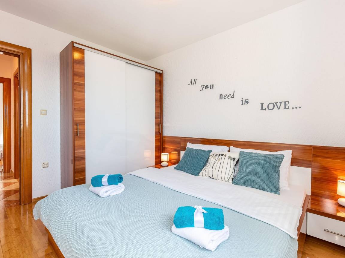 55 M² Ferienwohnung ∙ 2 Schlafzimmer ∙ 4 Gäste - Crikvenica