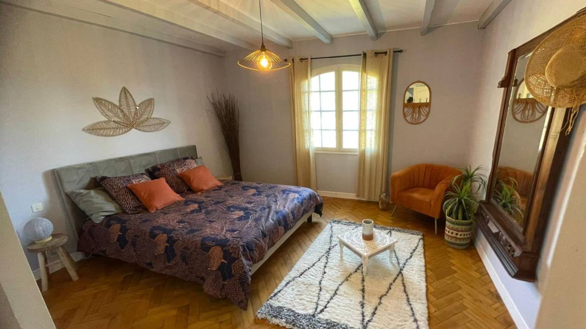 190 m² Gîte ∙ 4 Schlafzimmer ∙ 9 Gäste – Bild 12