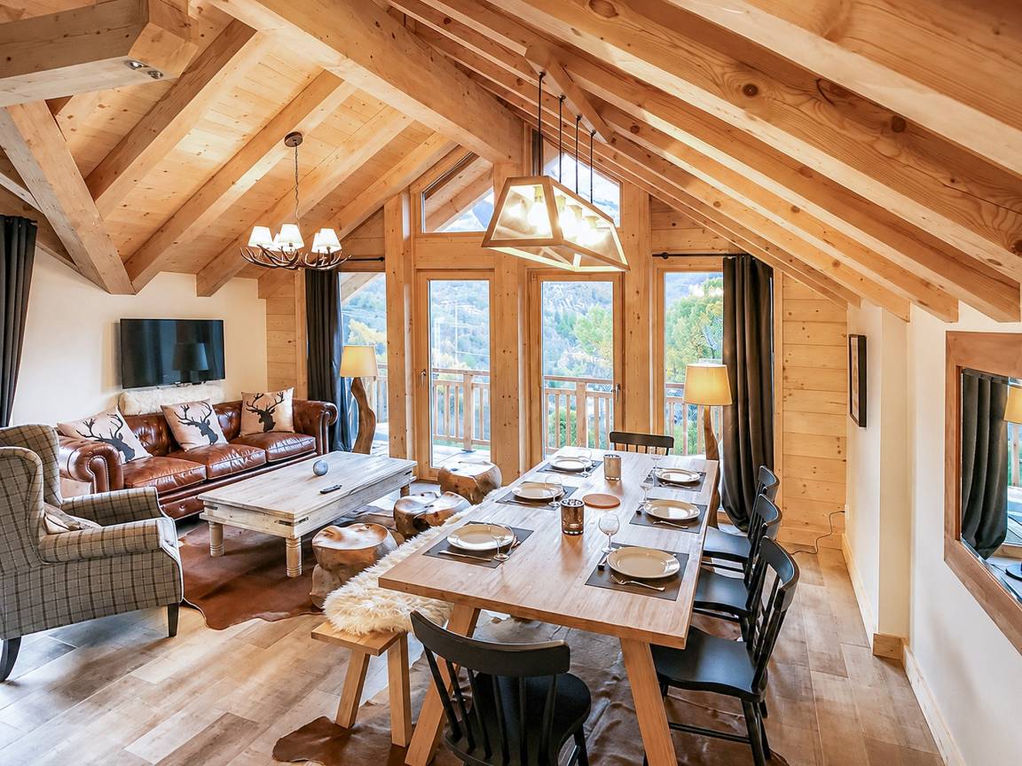 100 M² Chalet ∙ 4 Chambres ∙ 8 Personnes - Valloire
