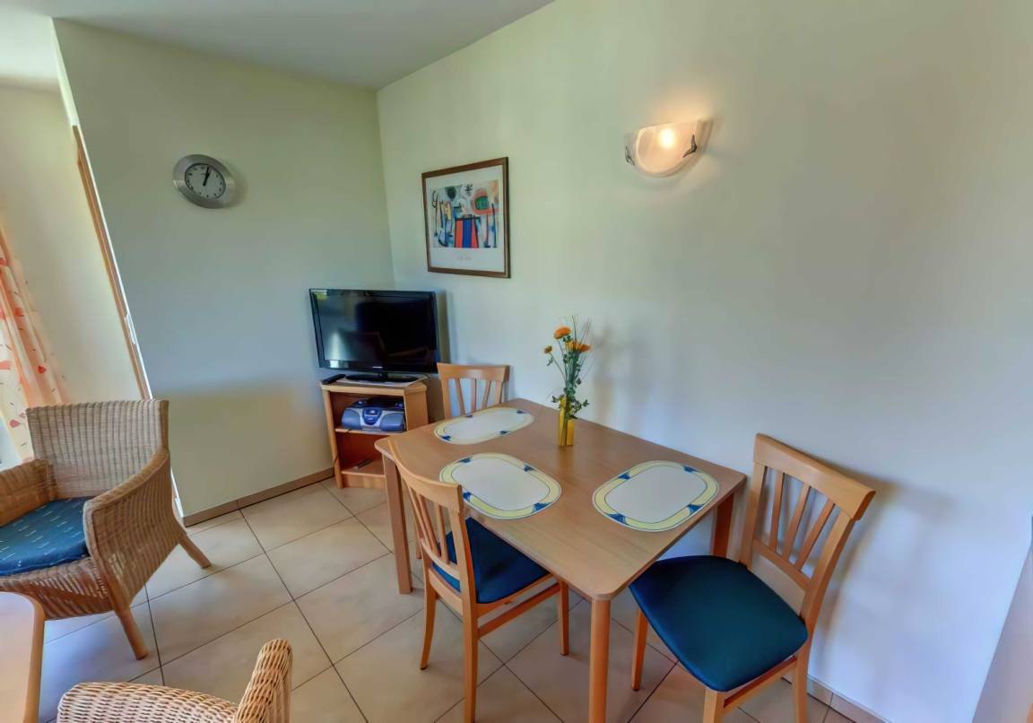 45 m² Ferienwohnung ∙ 1 Schlafzimmer ∙ 2 Gäste – Bild 4