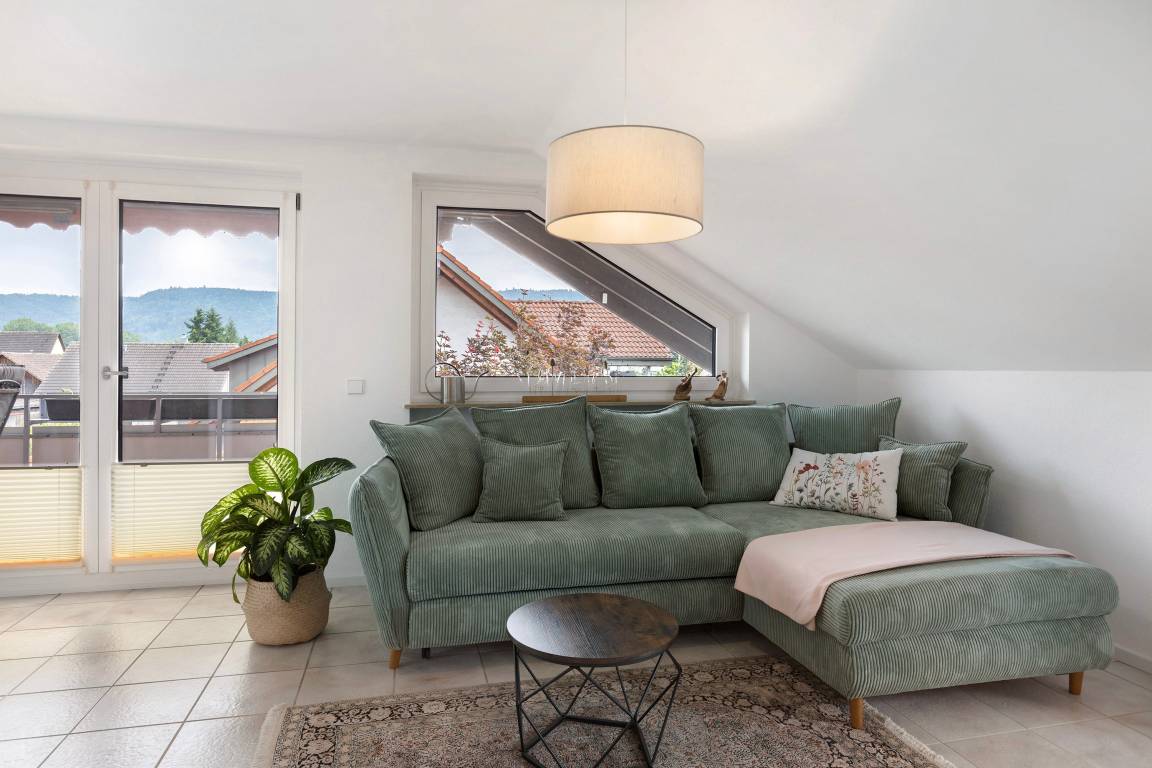 85 M² Apartment ∙ 2 Bedrooms ∙ 4 Guests - Singen