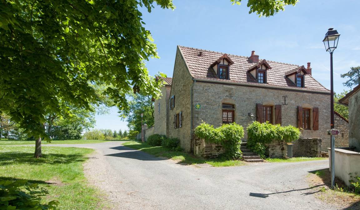 92 m&sup2; G&icirc;te 3 Schlafzimmer 6 G&auml;ste