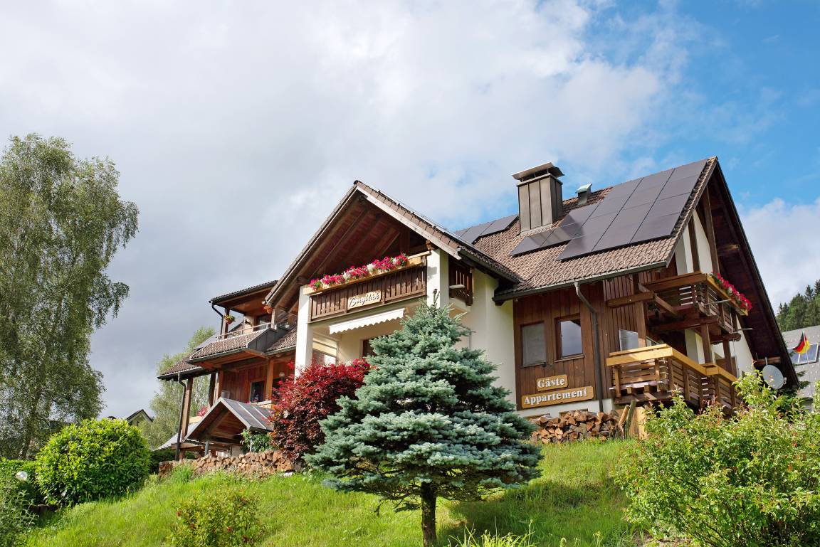 70 M² Ferienwohnung ∙ 1 Schlafzimmer ∙ 4 Gäste - Bernau im Schwarzwald