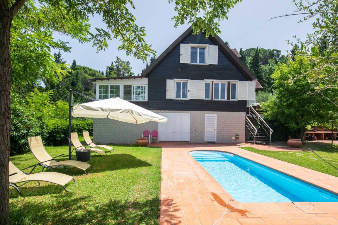 180 M² Villa ∙ 3 Chambres ∙ 6 Personnes - Signa