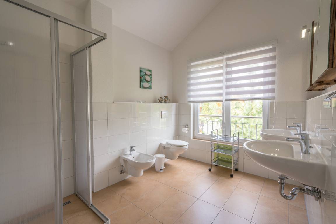 130 m² Ferienhaus ∙ 2 Schlafzimmer ∙ 6 Gäste – Bild 17