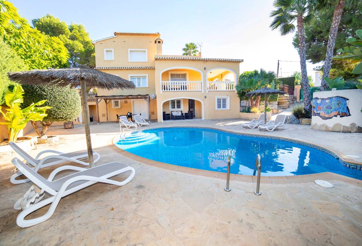 180 M² Villa ∙ 6 Habitaciones ∙ 12 Huéspedes - Calpe