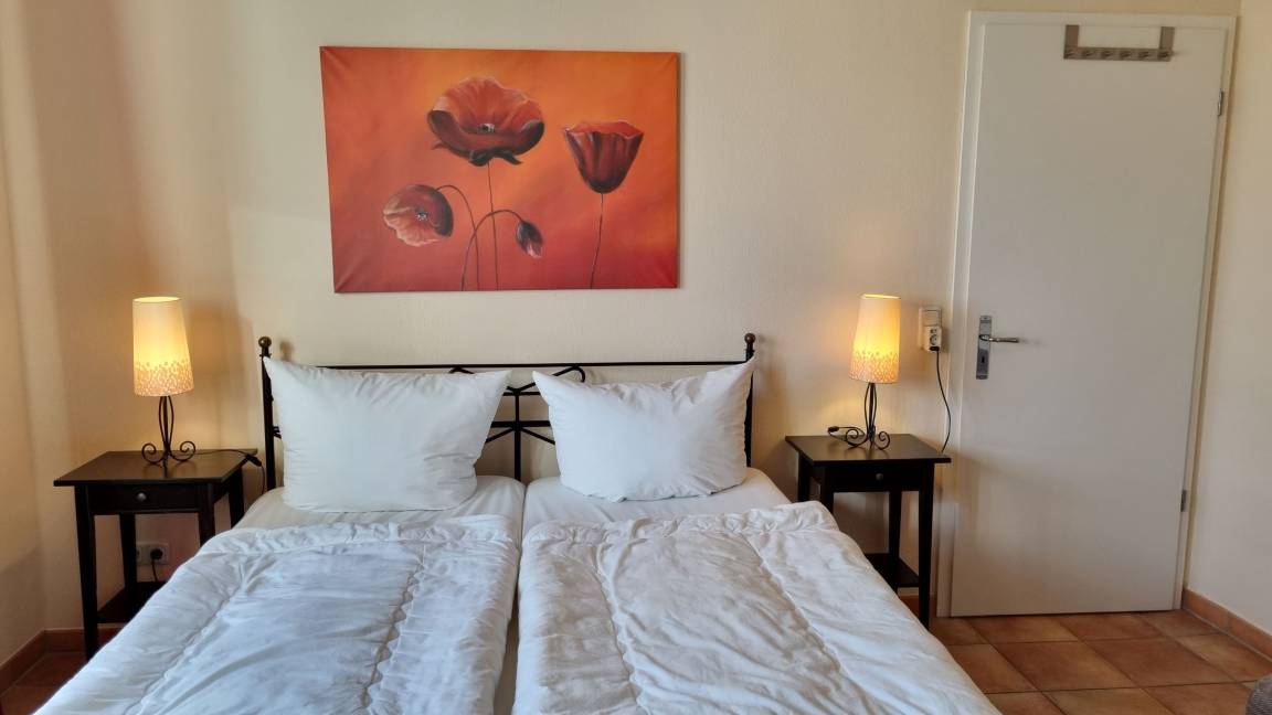 56 m² Ferienwohnung ∙ 1 Schlafzimmer ∙ 4 Gäste – Bild 9
