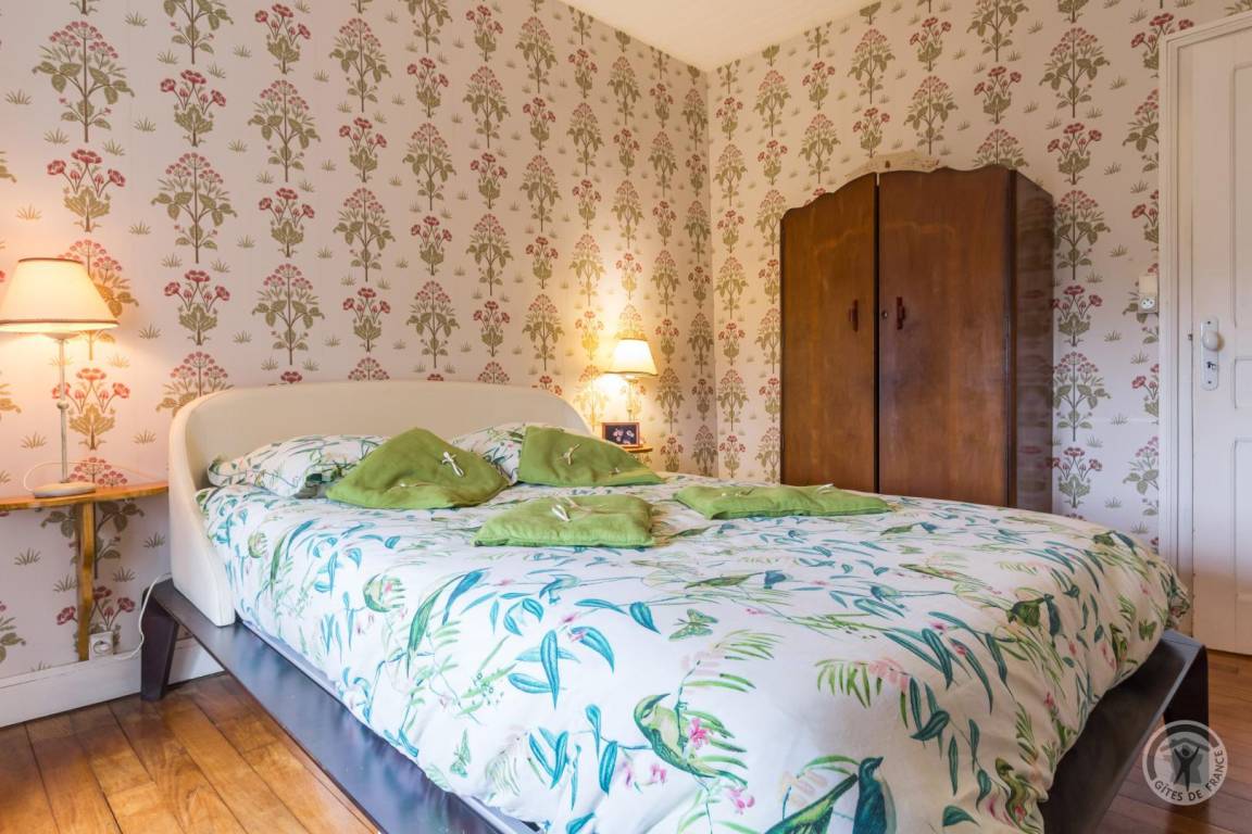 80 M² Gîte ∙ 2 Chambres ∙ 4 Personnes - Genêts