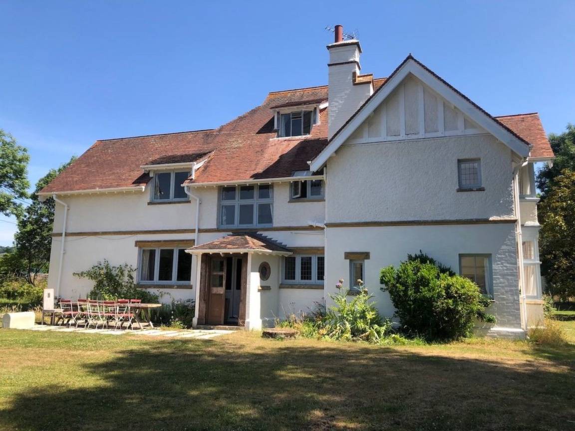 400 M² House ∙ 9 Bedrooms ∙ 20 Guests - Lyme Regis
