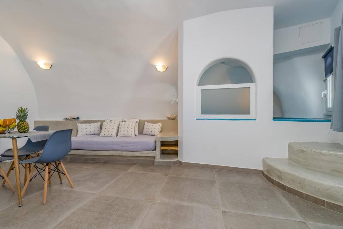 28 M² Apartment ∙ 1 Bedroom ∙ 3 Guests - Oia