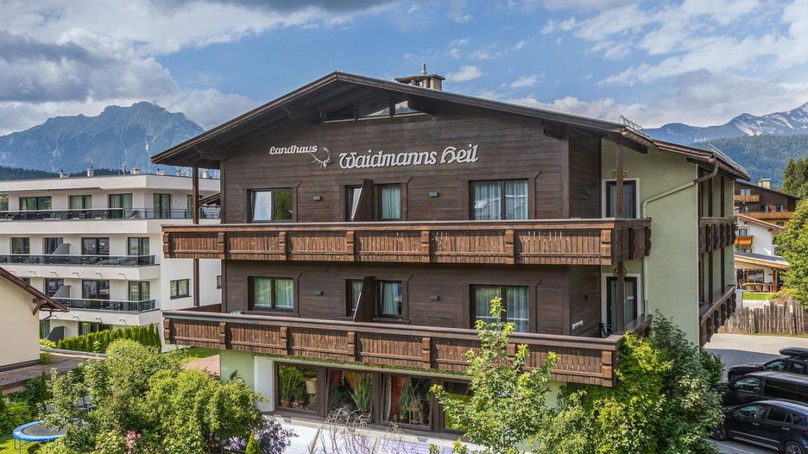 76 M² Apartment ∙ 2 Bedrooms ∙ 6 Guests - Seefeld