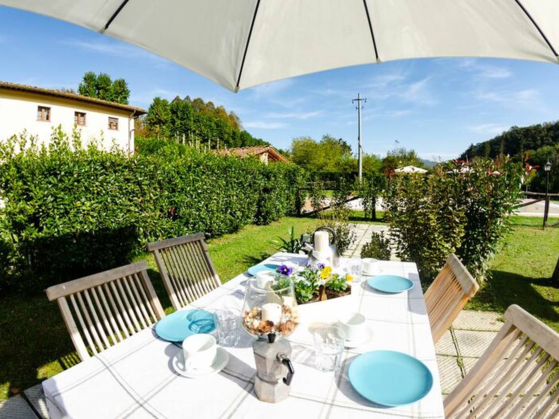 53 M² Huoneisto ∙ 1 Makuuhuone ∙ 4 Vierasta - Lucca