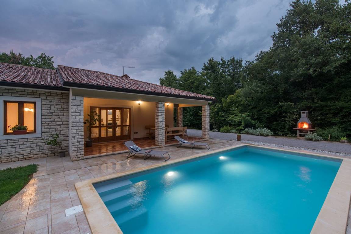 70 M² Ferienhaus ∙ 2 Schlafzimmer ∙ 6 Gäste - Umag