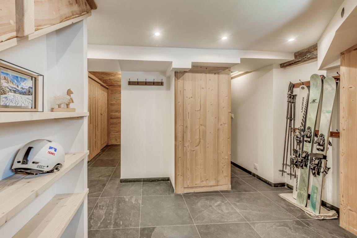 130 m² Chalet ∙ 5 Schlafzimmer ∙ 12 Gäste – Bild 9