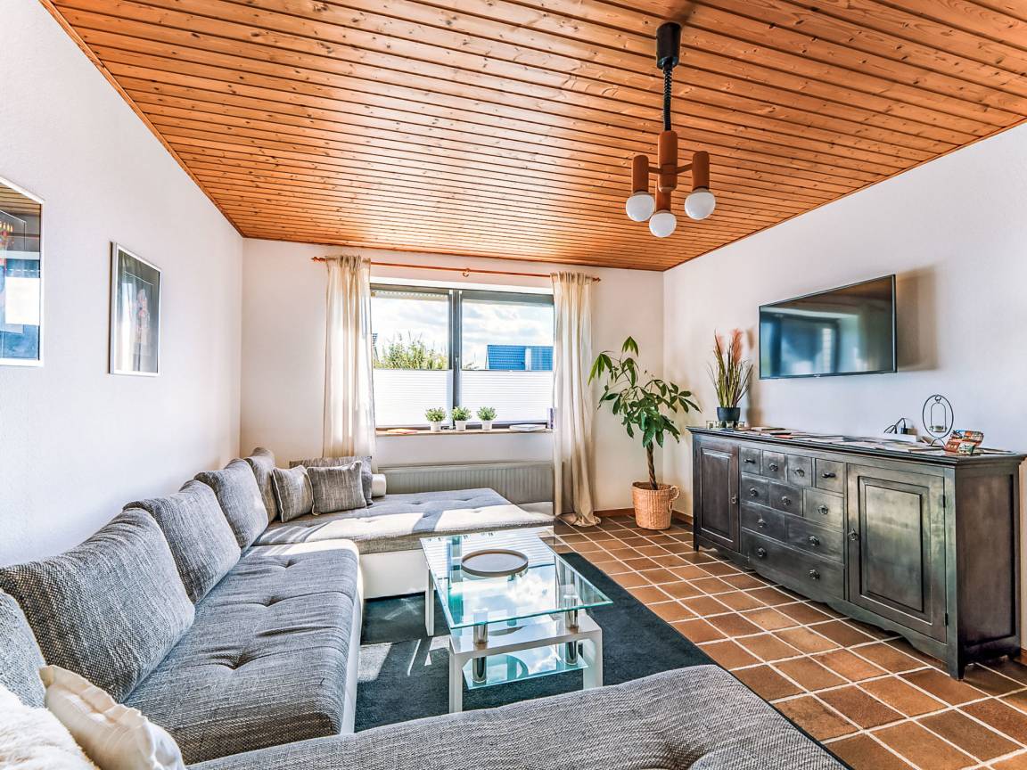 72 M² Ferienwohnung ∙ 1 Schlafzimmer ∙ 4 Gäste - Bad Pyrmont