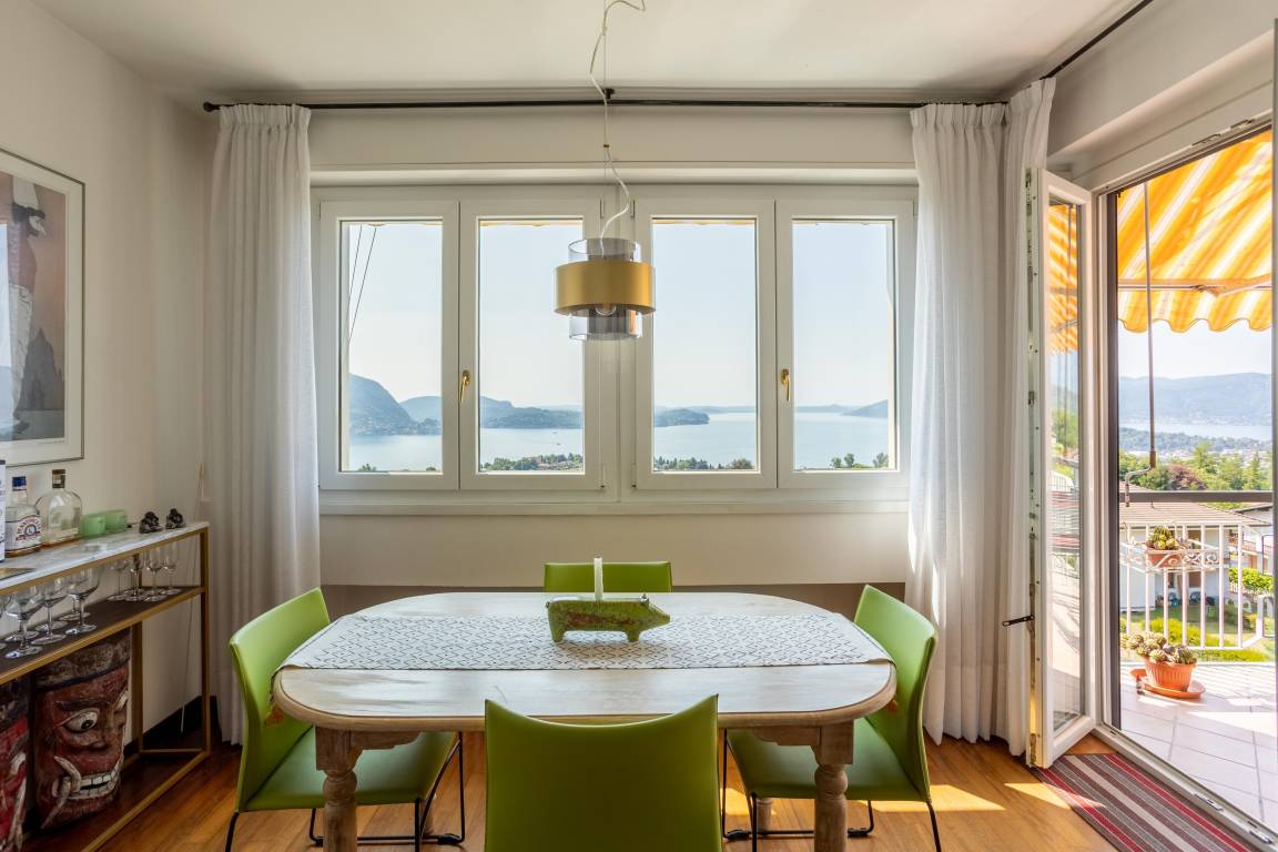 120 M² Huis ∙ 3 Slaapkamers ∙ 5 Gasten - Verbania
