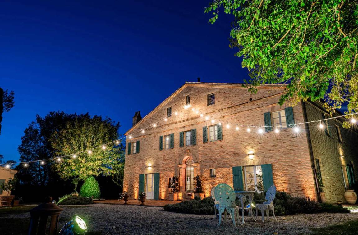 Villa ∙ 10 Slaapkamers ∙ 20 Gasten - Senigallia