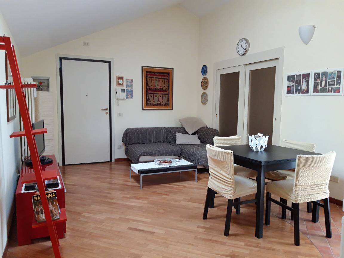 60 M² Ferienwohnung ∙ 2 Schlafzimmer ∙ 3 Gäste - Ravenna