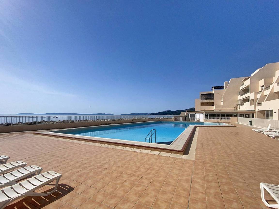 25 M² Studio ∙ 1 Chambre ∙ 4 Personnes - Hyères