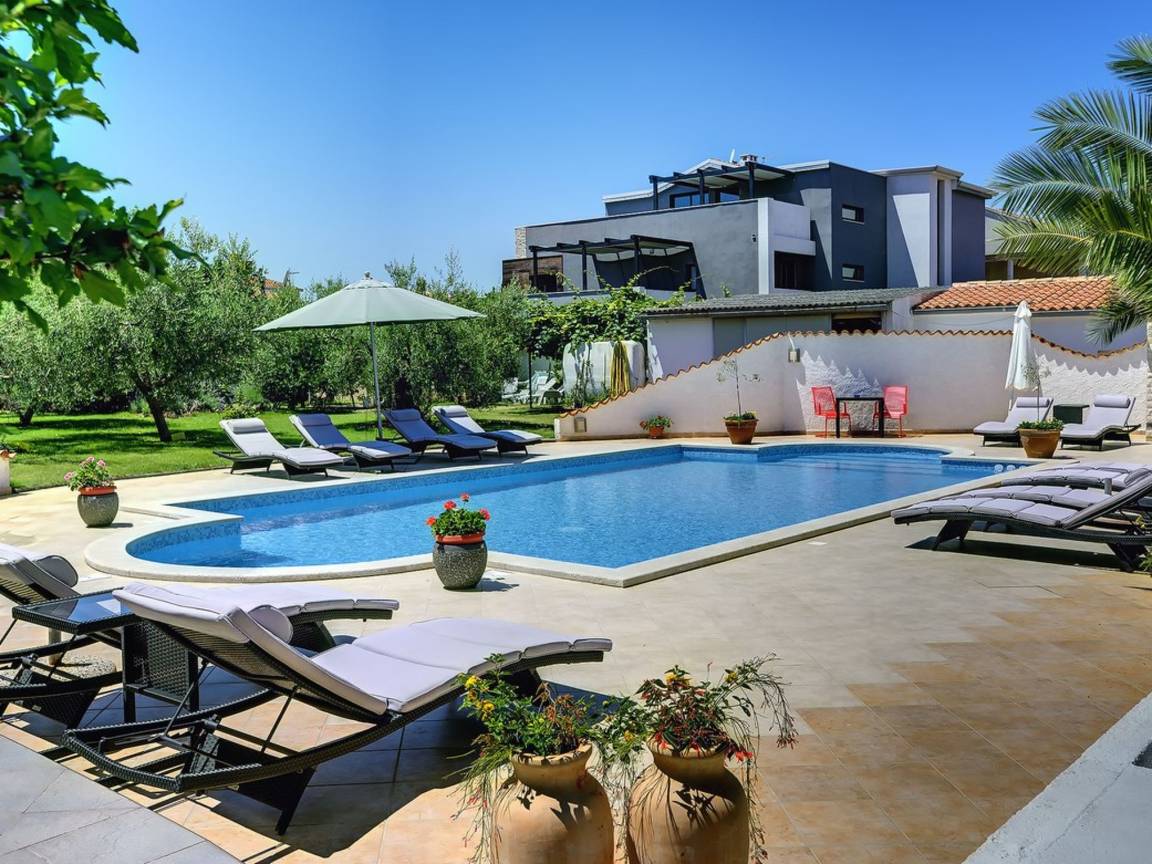 125 M² Apartment ∙ 1 Bedroom ∙ 6 Guests - Medulin