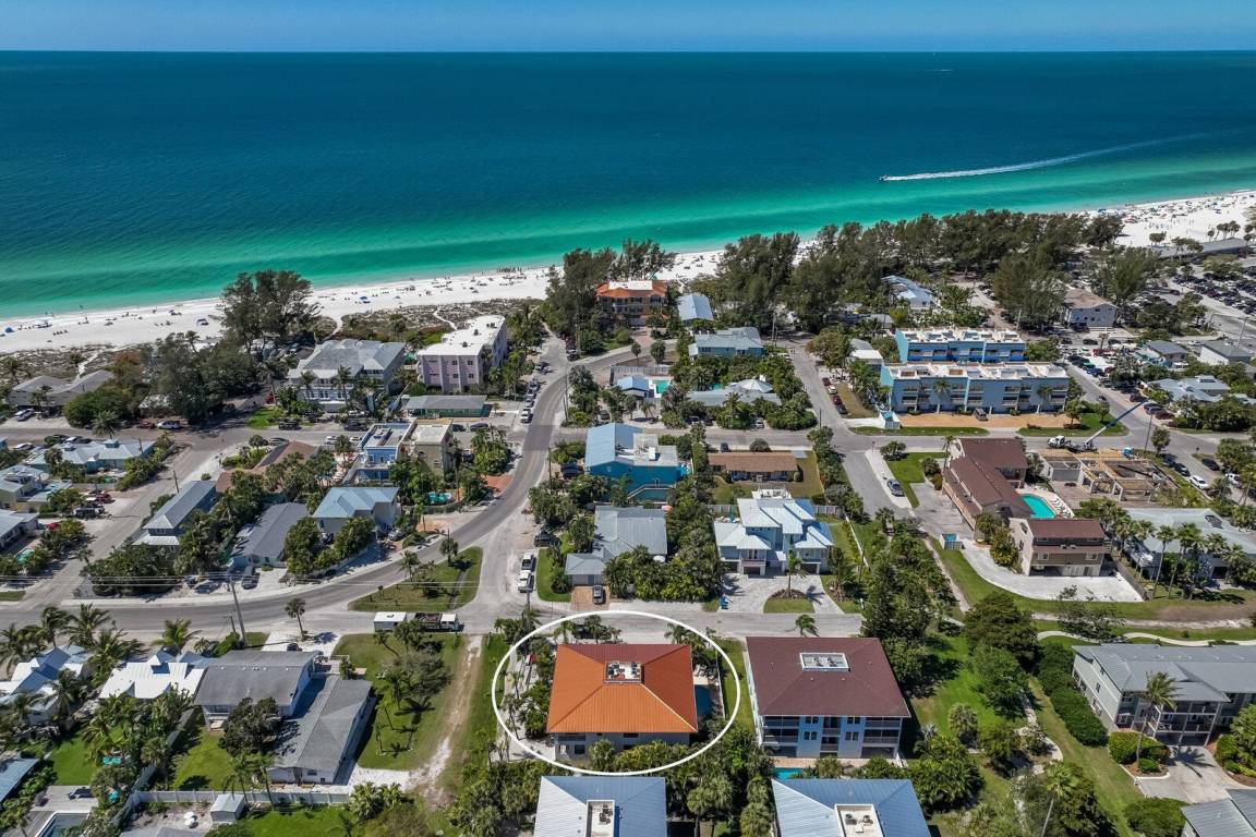133 M² House ∙ 2 Bedrooms ∙ 6 Guests - Anna Maria, FL