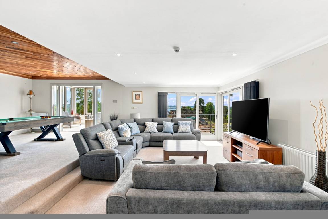 Appartement ∙ 5 Chambres ∙ 10 Personnes - Dundee