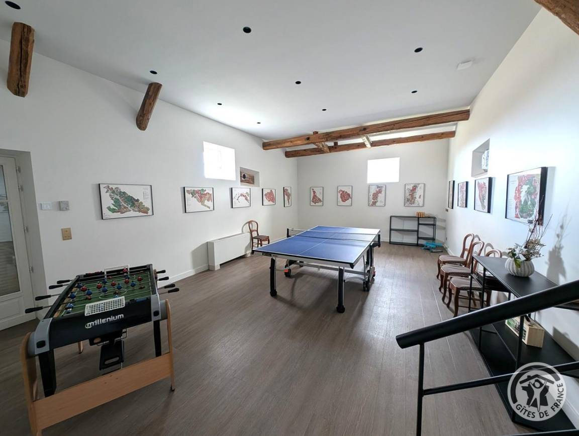 760 m² Landhaus ∙ 10 Schlafzimmer ∙ 26 Gäste – Bild 36