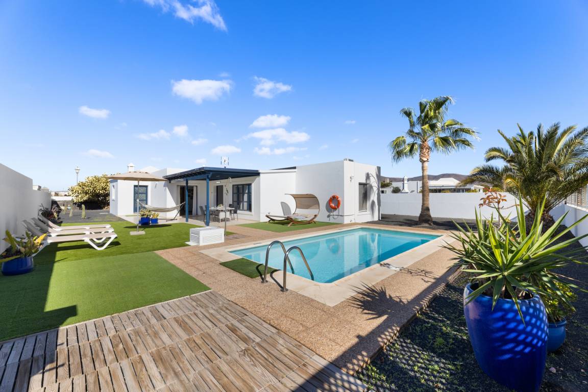 163 M² Villa ∙ 2 Slaapkamers ∙ 4 Gasten - Playa Blanca
