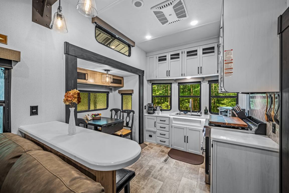 51 M² Caravan ∙ 2 Bedrooms ∙ 4 Guests - Alabama