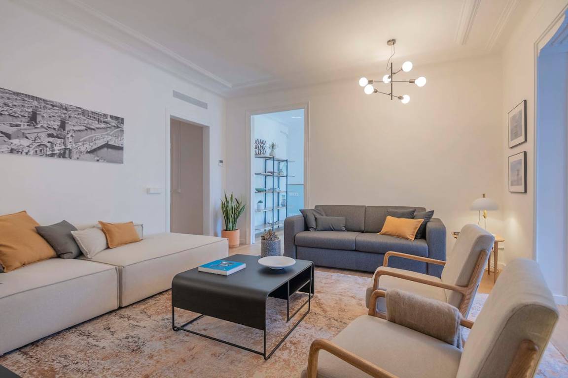 185 M² Apartamento ∙ 4 Habitaciones ∙ 8 Huéspedes - Sant Cugat del Vallès