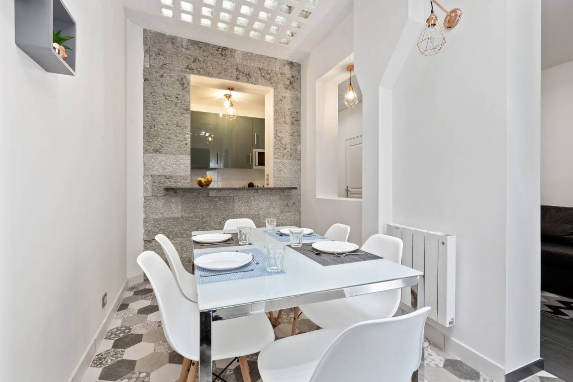 55 M² Appartement ∙ 2 Chambres ∙ 6 Personnes - Aubervilliers