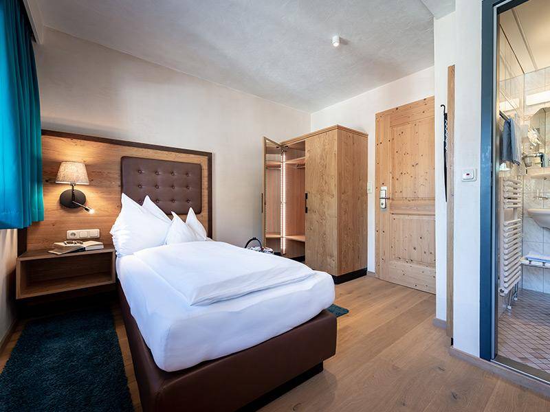 16 M² Hotel ∙ 1 Schlafzimmer ∙ 1 Gast - Maurach