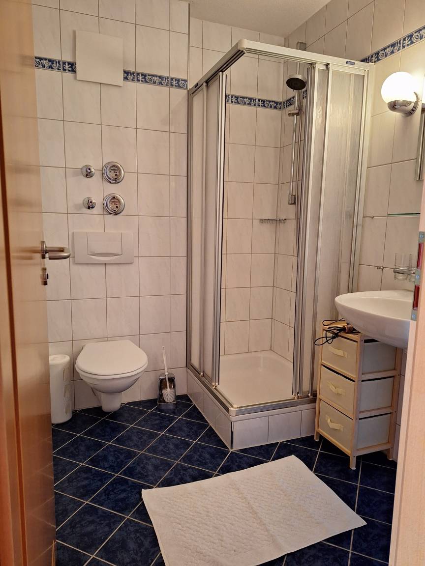70 m² Ferienwohnung ∙ 2 Schlafzimmer ∙ 4 Gäste – Bild 7