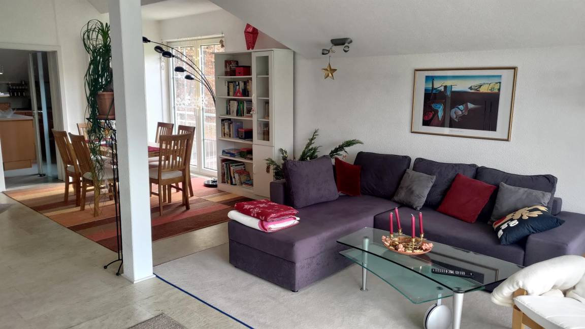 110 M² Ferienwohnung ∙ 3 Schlafzimmer ∙ 6 Gäste - Erbach