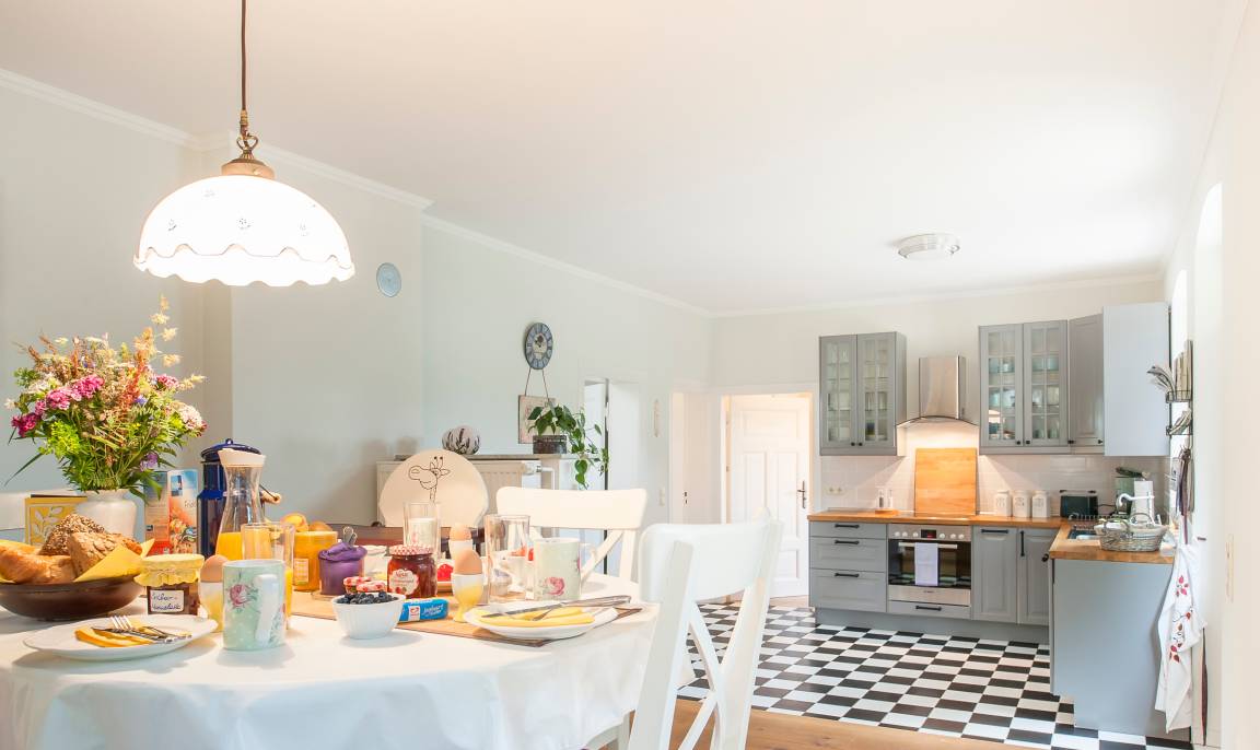 100 m² Ferienhaus ∙ 2 Schlafzimmer ∙ 2 Gäste – Bild 2