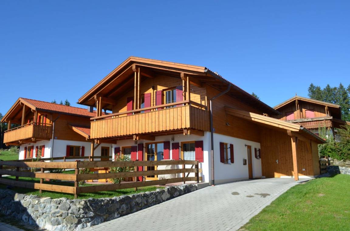 115 M² Ferienhaus ∙ 3 Schlafzimmer ∙ 6 Gäste - Steingaden