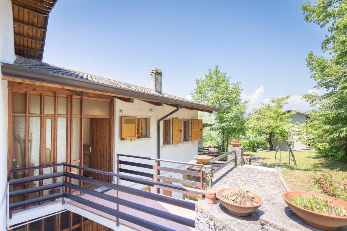 68 M² Appartamento Vacanza ∙ 2 Camere Da Letto ∙ 4 Ospiti - San Zeno di Montagna