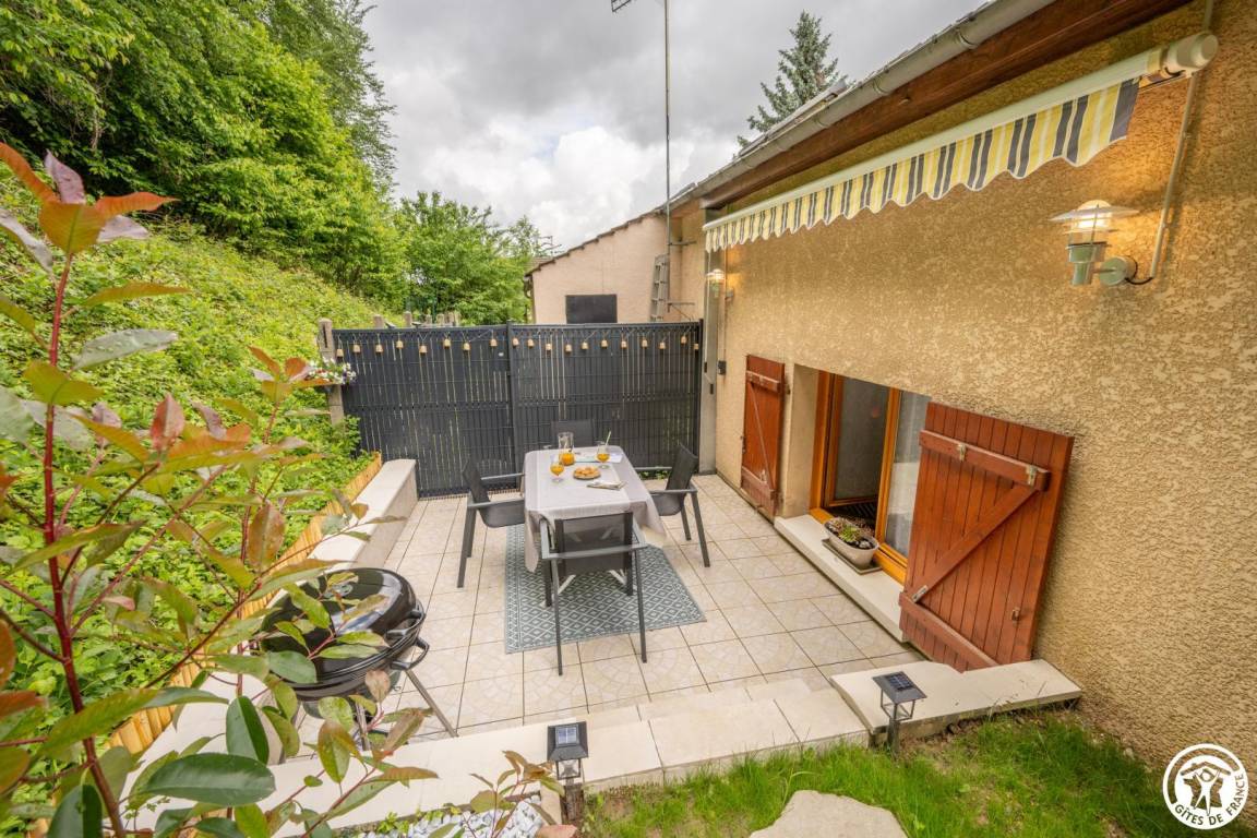60 M² Mökki ∙ 2 Makuuhuonetta ∙ 4 Vierasta - Chantilly